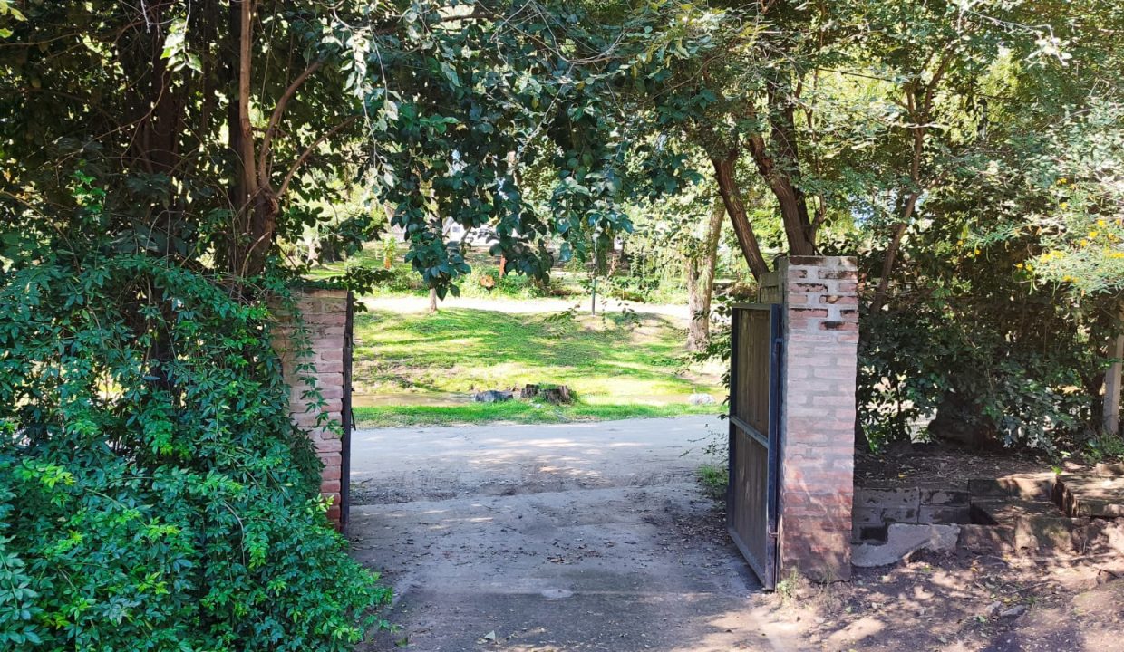 VENTA CASA SOBRE ARROYO ALTA GRACIA (9)