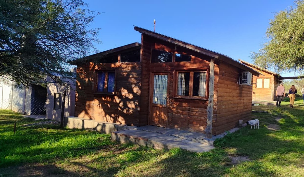 VENTA CABAÑAS VALLE ANISACATE (1)